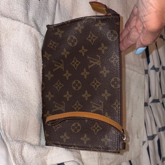 Authentic Louis Vuitton brown poche toilette vintage Monogram Clutch Wristlet - Picture 8 of 14